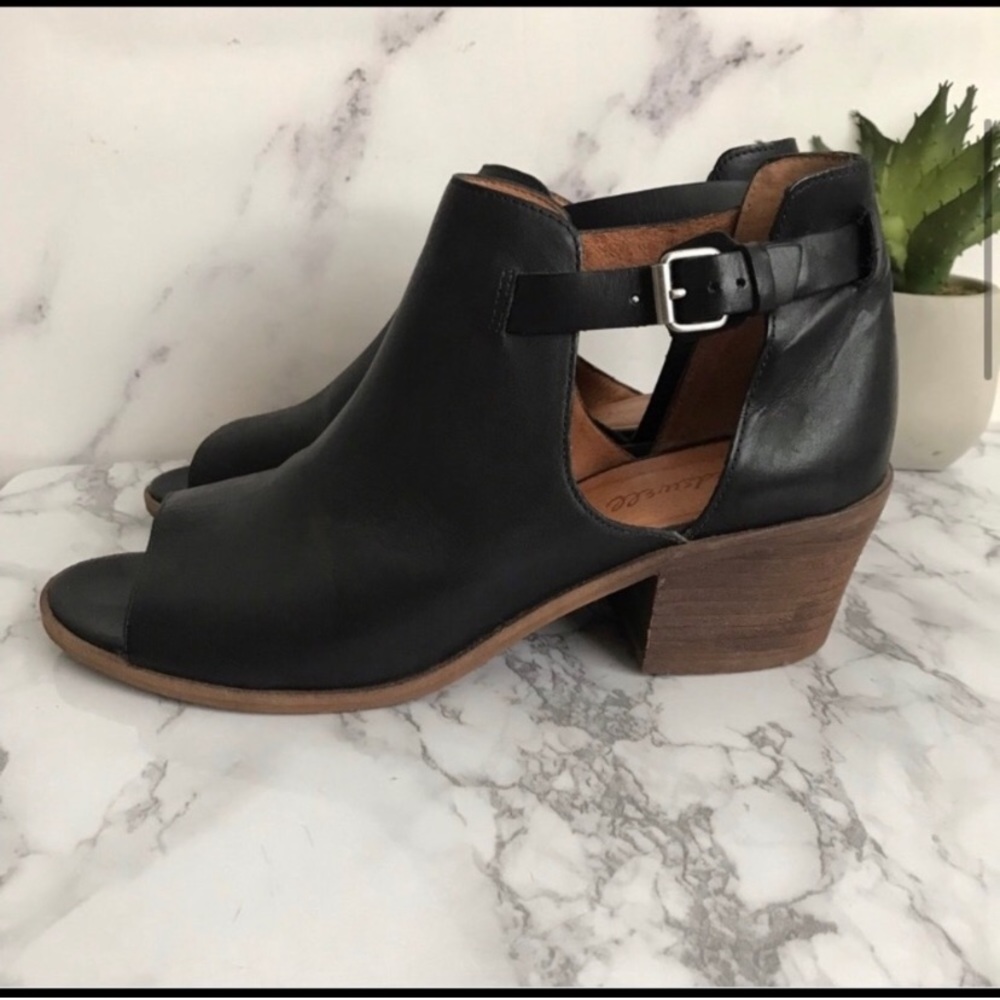 Madewell pierce open toe leather buckle bootie